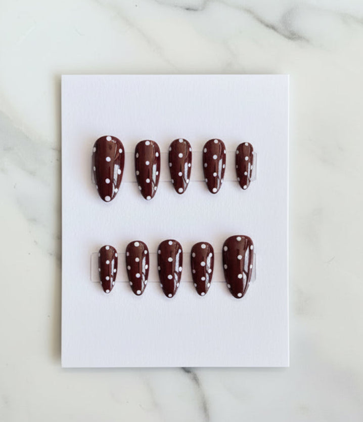 Customizable Handmade Press-on Nails White Polka-Dot design Lvl-3