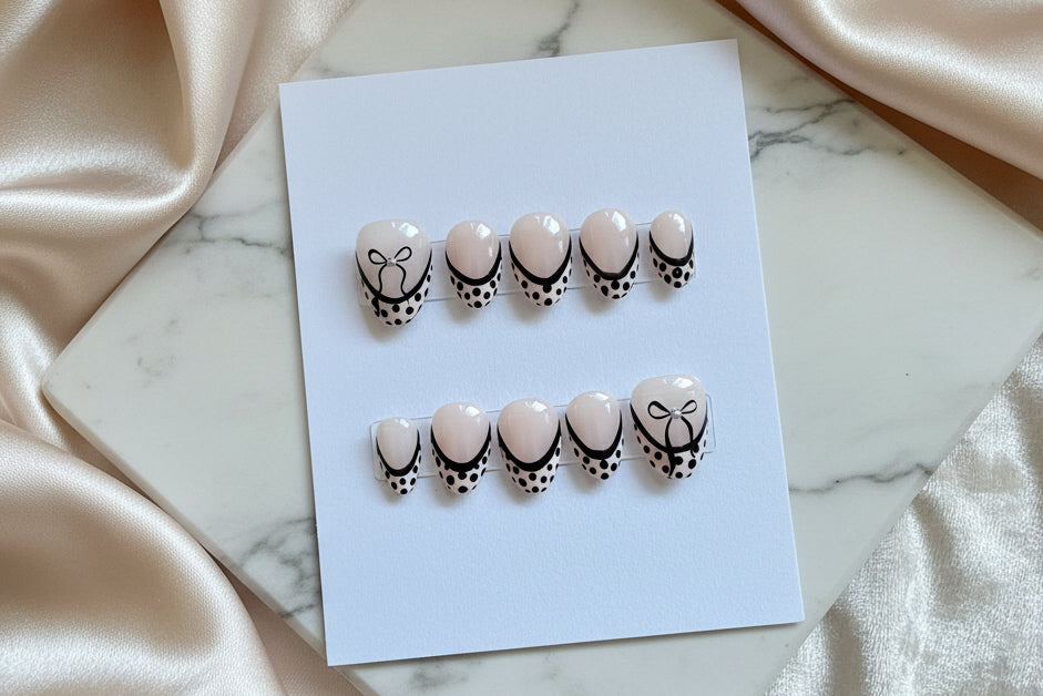 Customizable Handmade Press-on Nails design Lvl-4