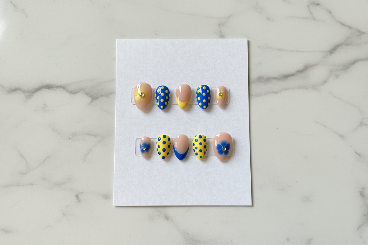 Customizable Handmade Press-on Nails design Lvl-4